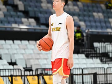 爱游戏APP-包含广厦男篮赛前战术微调；志在全明星赛名次提升；管理层满意；身体对抗强度拉满的词条